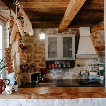 Petra Villa *